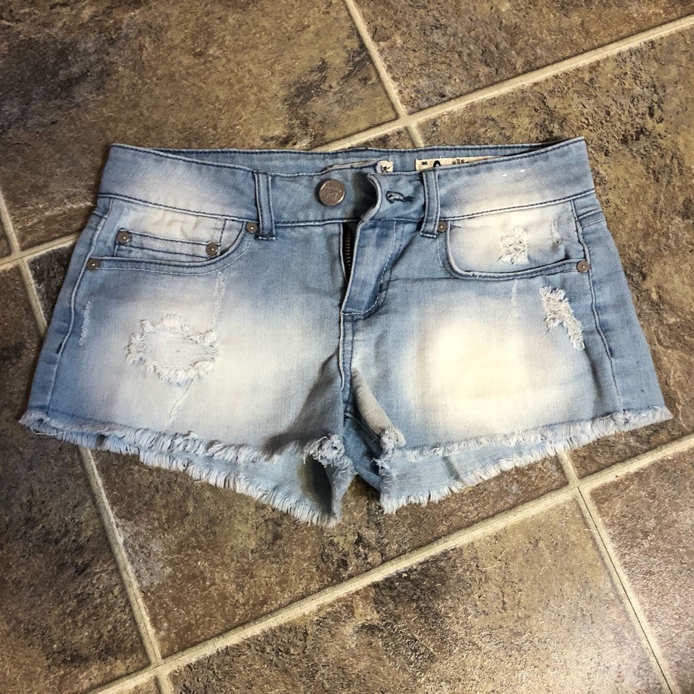 🔥🔥All shorts 3/$18 🔥🔥 Indigo Rein Shorts